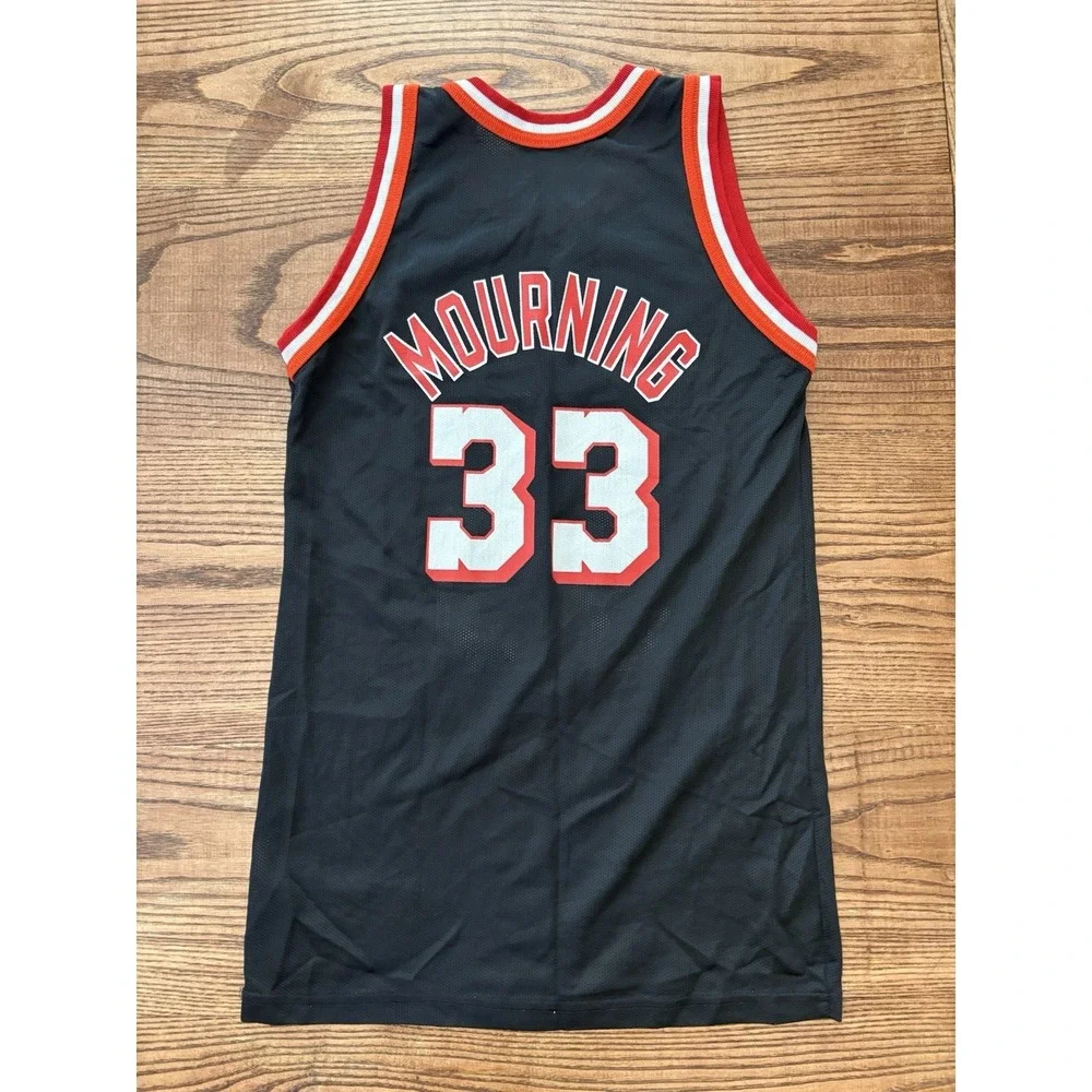 Alonzo Mourning #33 Miami Heat NBA Vintage 90s Champion Jersey Youth Large 14-16